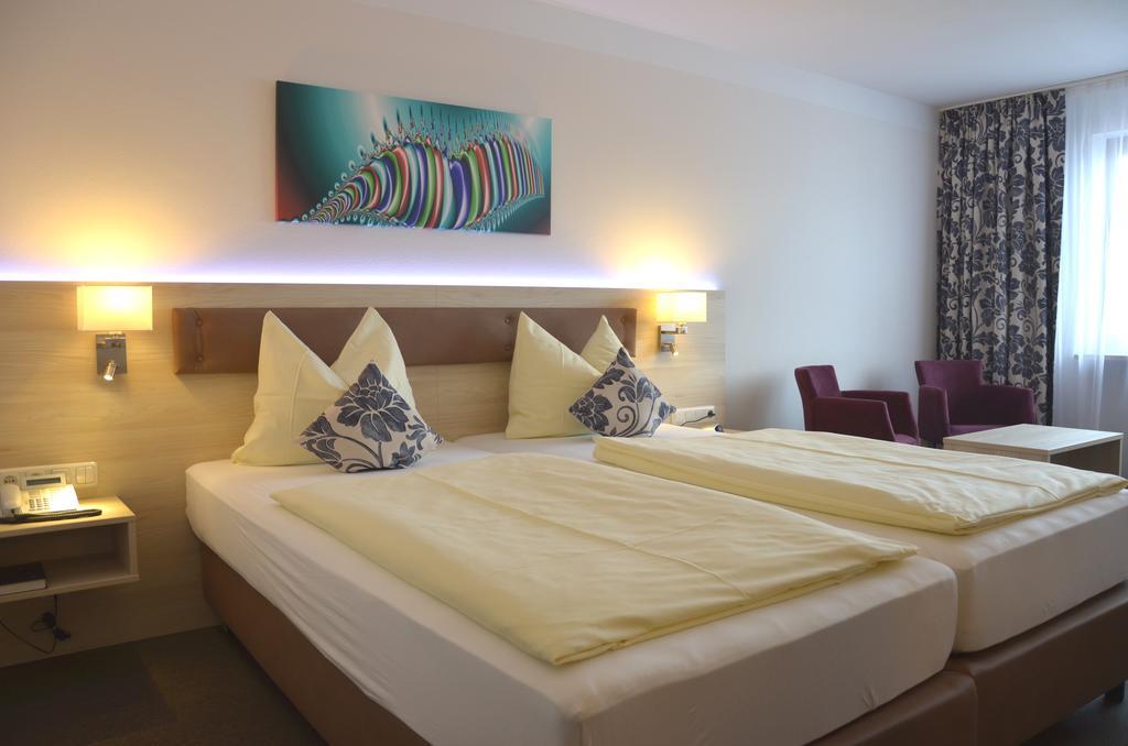 Stroebinger Hof - Therme Wellness Resort Bad Endorf Bilik gambar